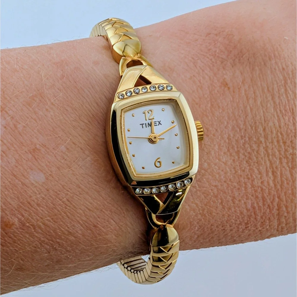Timex Women's Gold Tone Crystal Accent Expansion Bracelet Watch 17mm 6.25